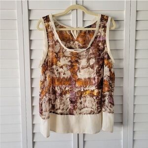 Daisy Fuentes Double Layer Fall
Abstract Print Back Bow Detail Blouse
Size L